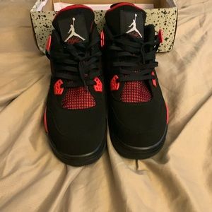 Jordan 4 “Red Thunder”